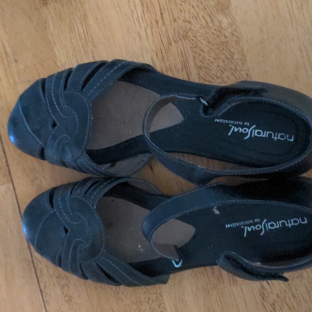 NaturalSoul by Naturalizer sandals